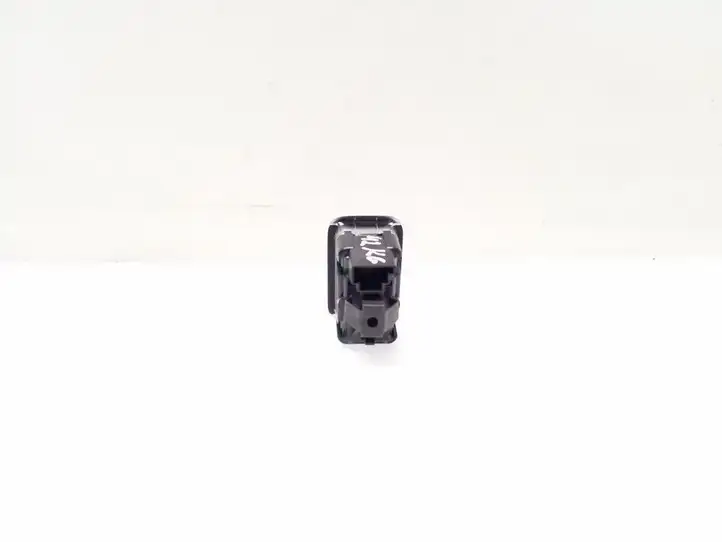 Mercedes-Benz E W212 (2009 - 2016) A2049057601 Кнопка стеклоподъемников — фото 2