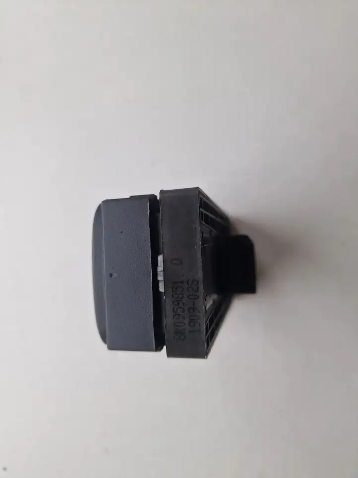 Audi A4 S4 B8 8K (2011 - 2015) 8K0959851D Кнопка стеклоподъемников — фото 4