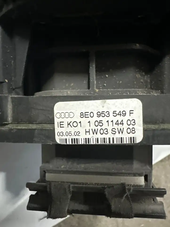Audi A4 S4 B6 8E 8H (2000 - 2006) 8E0953549F Датчик угла поворота руля — фото 4