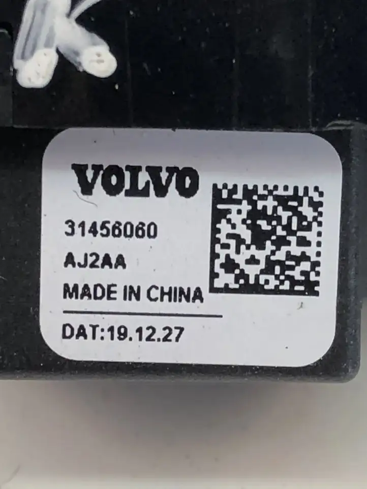 Volvo XC40 (2017 - ) 31456060 Кнопка стеклоподъемников — фото 4