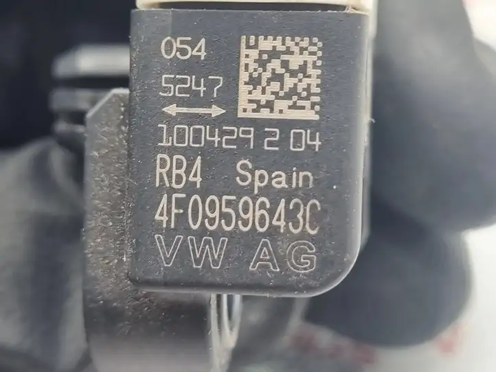 Audi A6 S6 C6 4F (2008 - 2011) 4F0959643C Датчик удара SRS — фото 4