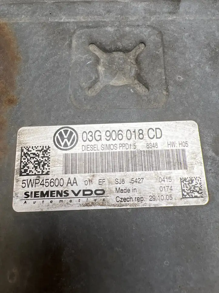 Volkswagen PASSAT B6 (2005 - 2010) 03G906018CD Блок управления двигателем (ЭБУ) — фото 4