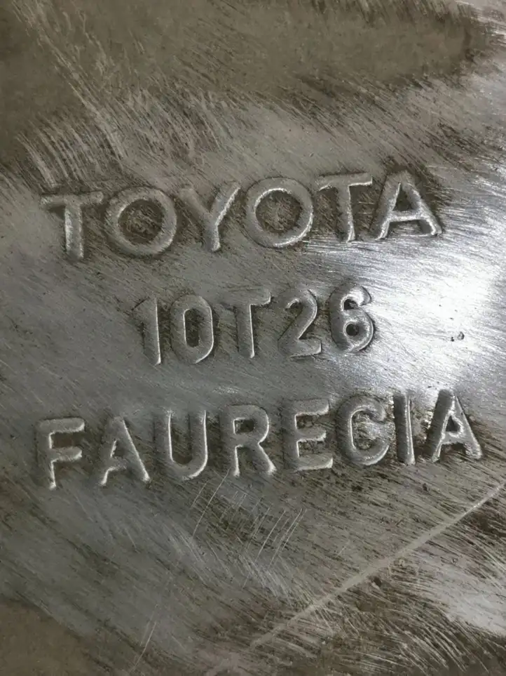 Toyota Auris E180 (2012 - 2018) 10t26 Глушитель — фото 4