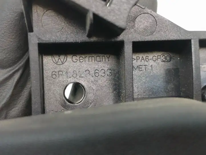 Skoda Fabia Mk3 (NJ) (2015 - 2021) 6V1823533 Ручка открытия капота — фото 4