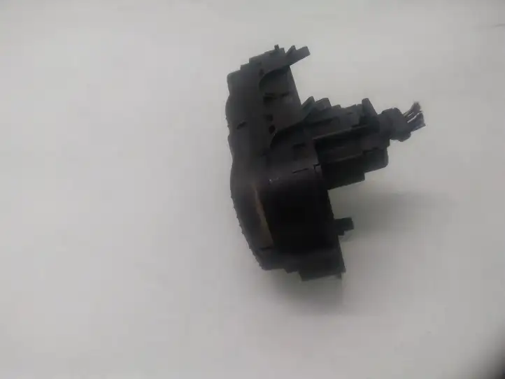 Ford Focus (1998 - 2004) 98AB14A132DE Кнопка стеклоподъемников — фото 2
