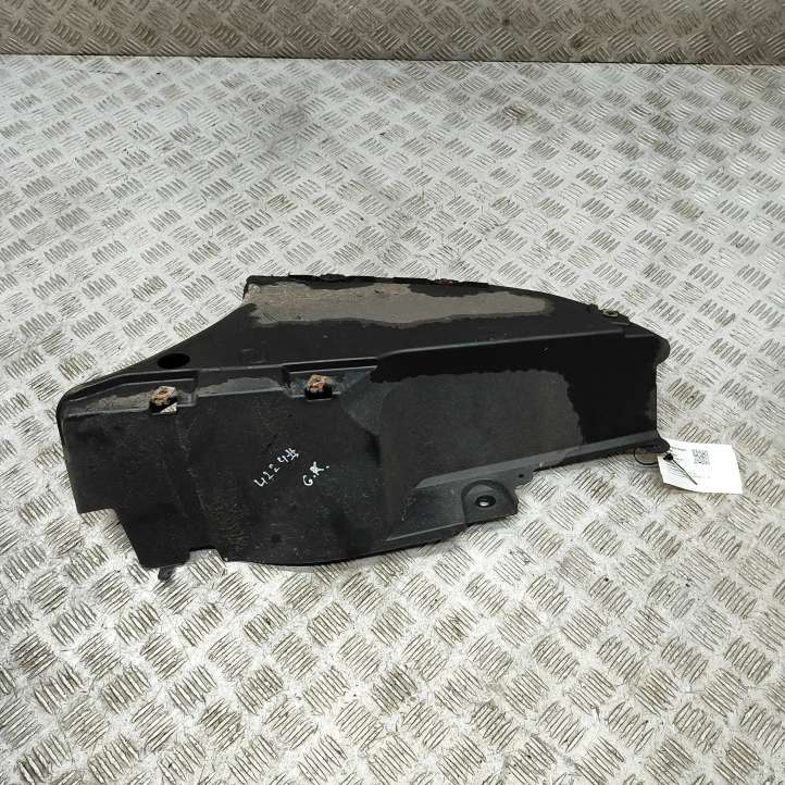 7258047 BMW 3 F30 F35 F31 Kita dugno detalė