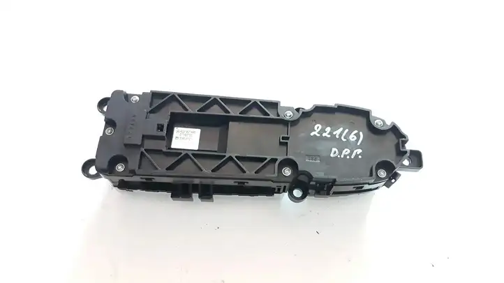 Mercedes-Benz S W221 (2005 - 2013) A2218214951 Блок кнопок стеклоподъемников — фото 6