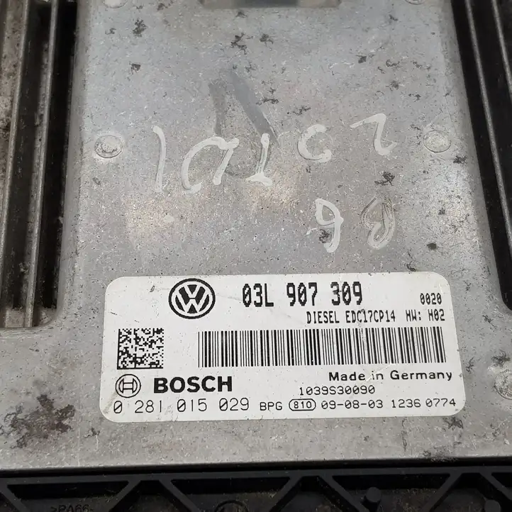 Volkswagen PASSAT B6 (2005 - 2010) 03L907309 Блок управления двигателем (ЭБУ) — фото 2