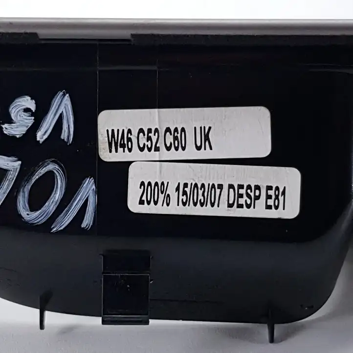Volvo V50 (2004 - 2008) 8663815 Кнопка стеклоподъемников — фото 4