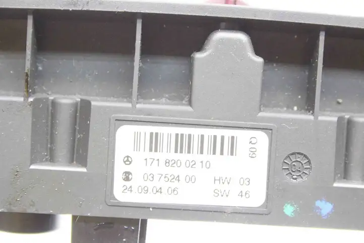 Mercedes-Benz SLK R171 (2005 - 2011) 1718200210 Блок кнопок на панели — фото 5