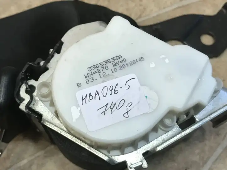 Mercedes-Benz E W212 (2009 - 2016) A2128605785 Центральный ремень безопасности — фото 5