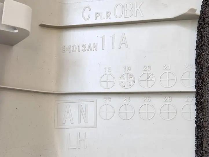 Subaru Outback (BT) (2019 - ) 94013AN11A Верхняя обшивка стойки D — фото 3