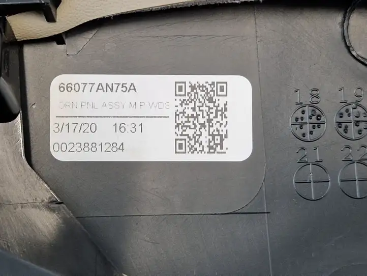 Subaru Outback (BT) (2019 - ) 66077AN75A Отделка внутренней панели салона — фото 4