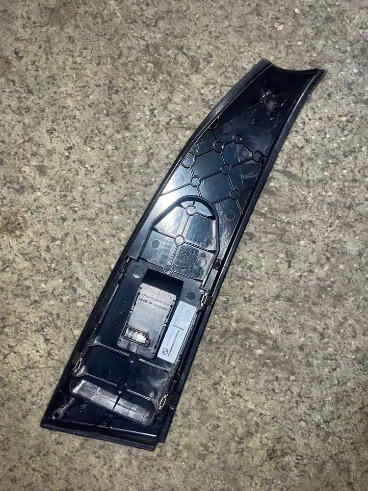 BMW 5 E60 E61 (2004 - 2010) 6951956 Кнопка стеклоподъемников — фото 2