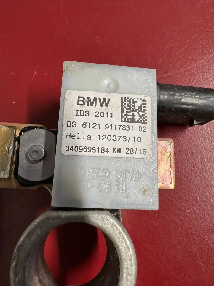 BMW X1 F48 F49 (2015 - 2022) 9117831 Минусовой провод аккумулятора — фото 3