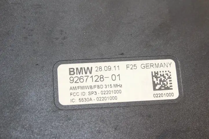 BMW X3 F25 (2010 - 2017) 9267128 Усилитель антенны — фото 5