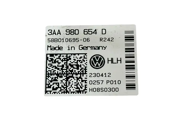 Volkswagen PASSAT B7 (2011 - 2014) 3AA980654D Камера в лобовом стекле — фото 5