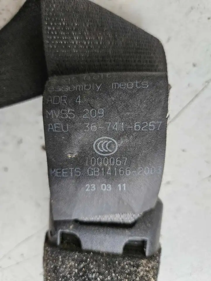 Opel Corsa D (2010 - 2014) 617107600A Передний ремень безопасности — фото 7