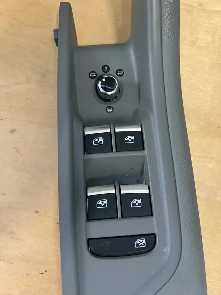 Audi A4 S4 B9 (2015 - 2019) 8W0867173 Обшивка передней двери — фото 4