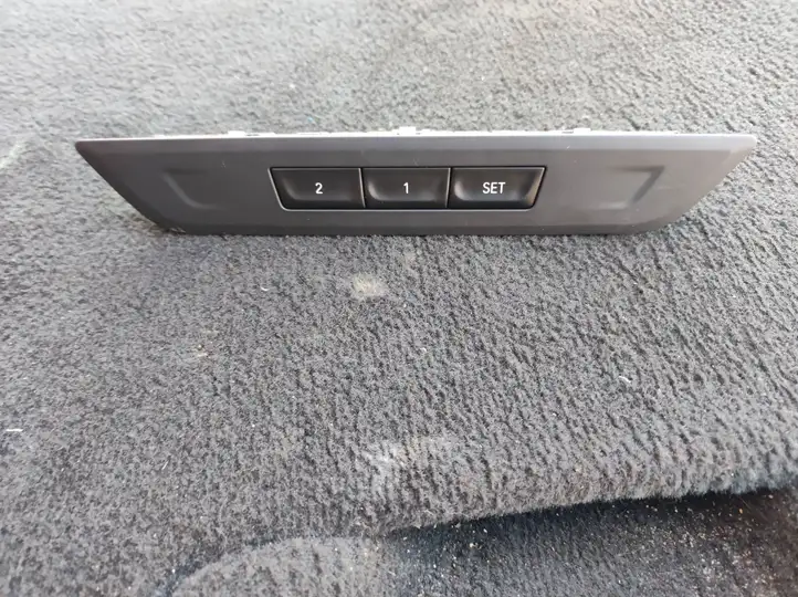 BMW 3 F30 F35 F31 (2012 - 2018) 6826749 Включатель (включатели) памяти — фото 1