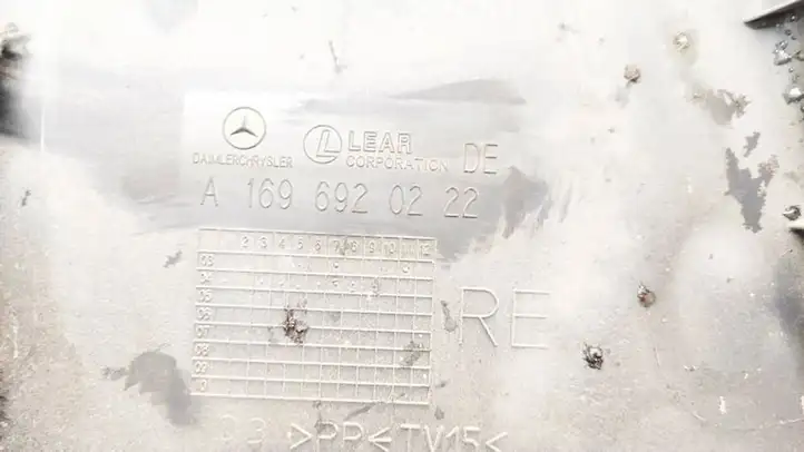 Mercedes-Benz A W169 (2004 - 2012) A1696920222 Прочие детали салона — фото 3