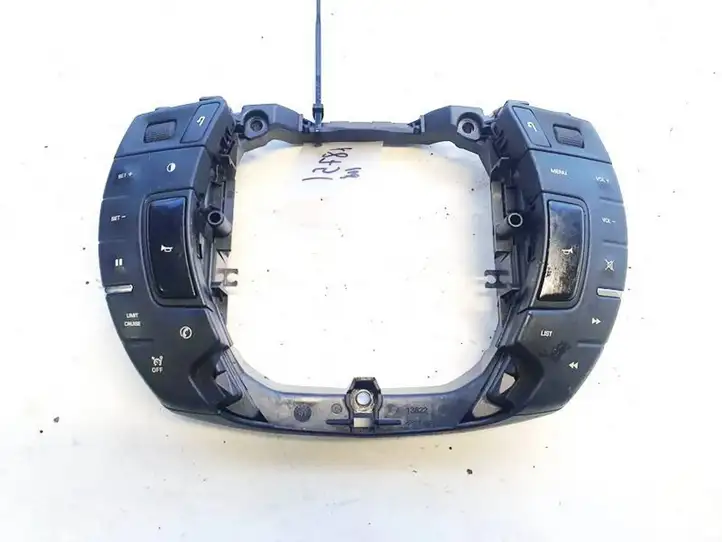 Citroen C5 (2008 - 2017) 96663640zd Кнопки на рулевом колесе — фото 1