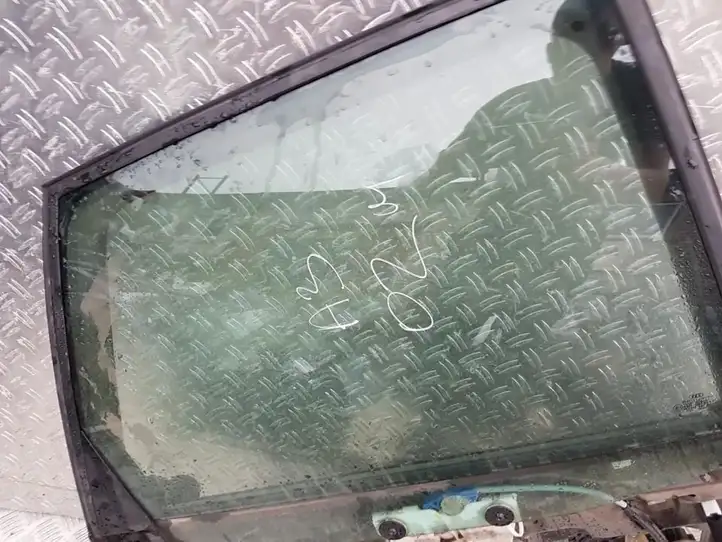 Audi A3/S3 8L (2000 - 2003) Стекло задней двери — фото 1