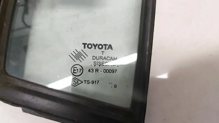 Toyota Yaris (2005 - 2009) Форточка двери — фото 3