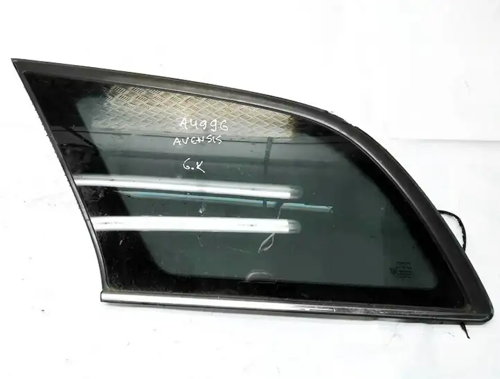 Toyota Avensis T250 (2003 - 2006) Заднее боковое стекло — фото 1