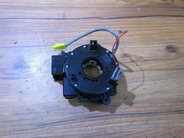 Nissan Juke I F15 (2010 - 2018) 0004507734 Контактное кольцо SRS — фото 1