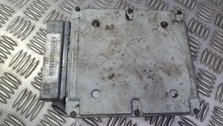 Ford Mondeo Mk III (2000 - 2007) 1S7F12A650CAE Блок управления двигателем (ЭБУ) — фото 1
