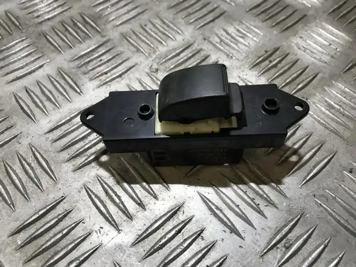 Mitsubishi ASX (2010 - 2016) mr587944 Кнопка стеклоподъемников — фото 1