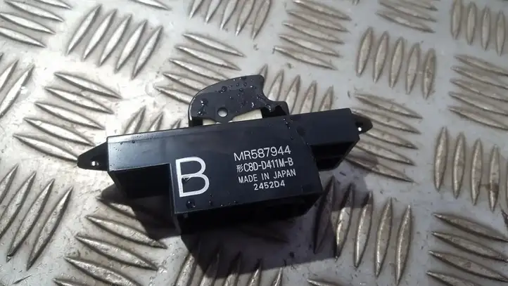 Mitsubishi ASX (2010 - 2016) mr587944 Кнопка стеклоподъемников — фото 2