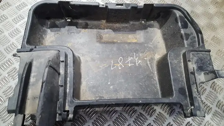 Toyota Corolla Verso E121 (2001 - 2004) 5853313010 Прочие внешние детали — фото 1