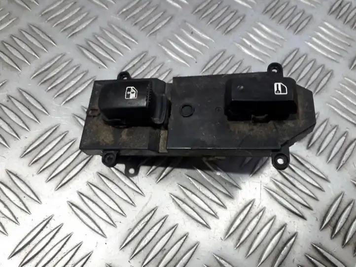 Hyundai Santa Fe (2012 - 2015) 371510 Кнопка стеклоподъемников — фото 1