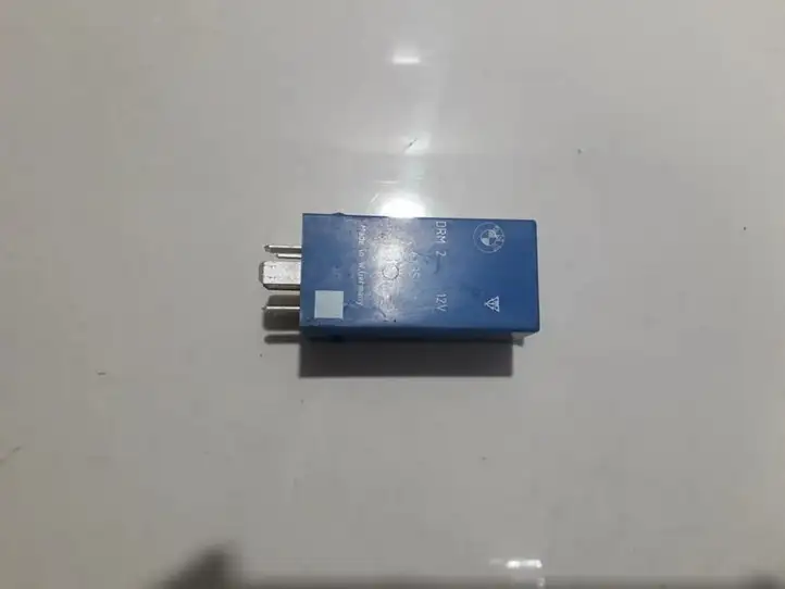 BMW 5 E39 (1996 - 2003) 1383417 Другое реле — фото 1