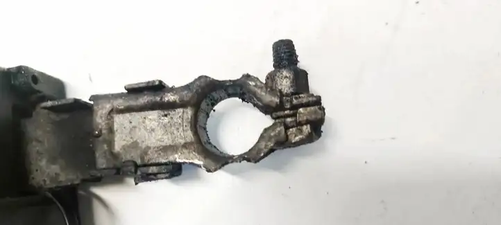 Toyota Verso (2009 - 2012) 2885028040 Плюсовой провод аккумулятора — фото 3