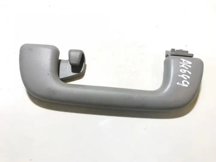 Toyota Prius (XW20) (2003 - 2009) 5746312010 Потолочная ручка задняя — фото 1
