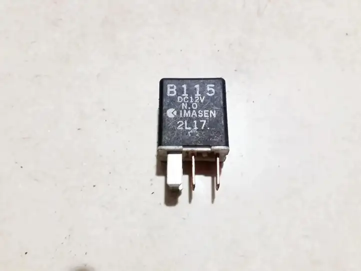 Mazda 3 I (2006 - 2009) b115dc12v Другое реле — фото 1