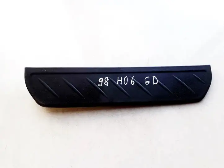 Honda Civic (2006 - 2011) 84212smge011m1 Внутренняя отделка заднего порога — фото 1