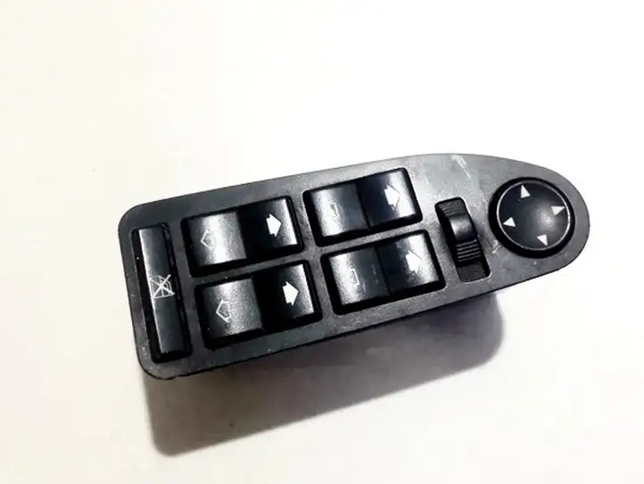 BMW 5 E39 (1996 - 2003) 6904306 Кнопка стеклоподъемников — фото 1
