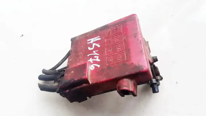 Toyota Yaris (1999 - 2003) Плюсовой провод аккумулятора — фото 1