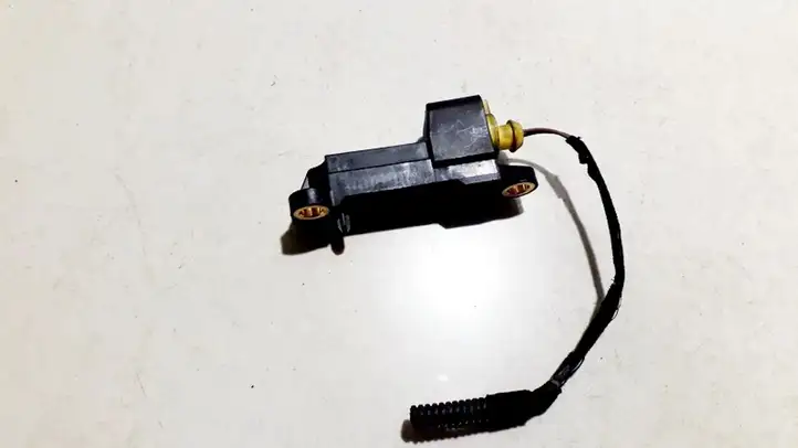Audi A3/S3 8L (1996 - 2000) 8l0959643c Датчик удара SRS — фото 2