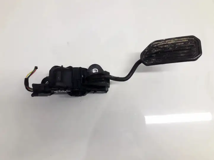 Toyota Prius (NHW20) (2003 - 2009) 7812047040 Педаль акселератора — фото 2