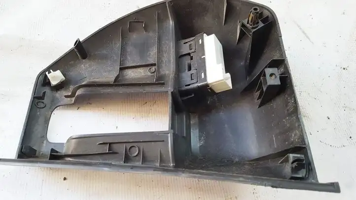 Mazda 5 (2005 - 2010) C23568562 Кнопка стеклоподъемников — фото 2
