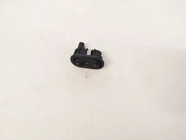 Opel Zafira A (1999 - 2003) 13363100 Кнопка стеклоподъемников — фото 1