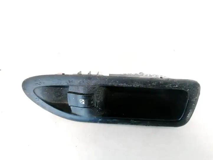 Renault Laguna II (2001 - 2005) 8200016014 Кнопка стеклоподъемников — фото 1
