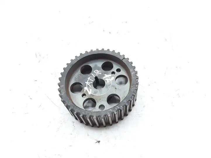 Opel Zafira B (2008 - 2014) 55188580 Шкив топливного насоса — фото 1