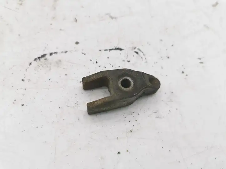 Honda Accord (2003 - 2007) Держатель форсунки — фото 1