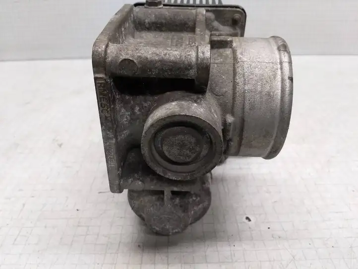 Nissan Primera (2001 - 2008) SERA57601 Дроссельная заслонка — фото 4